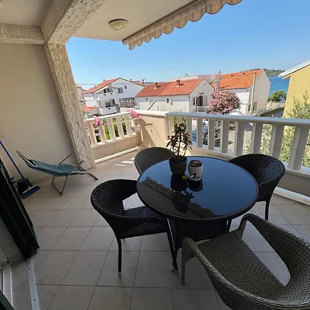 Apartment Draga *